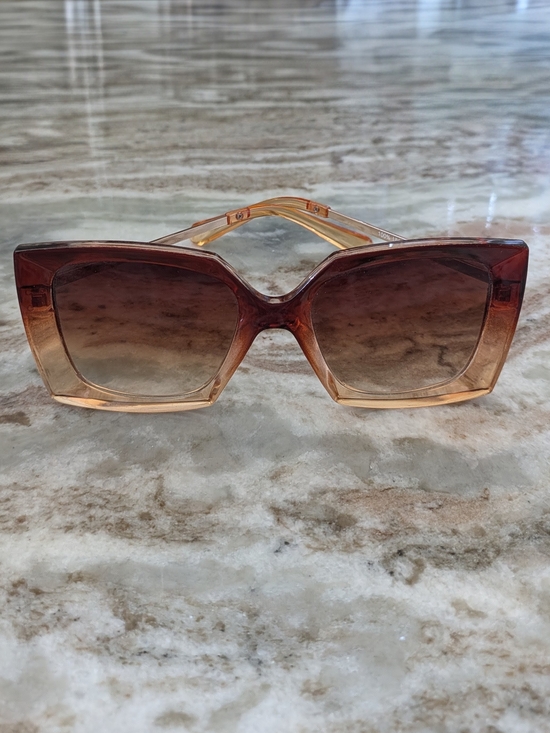 Accessories - Retro Square Gradient Brown Sunglasses - Women